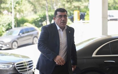 "Kayserispor Başkanı Açıkalın'dan Cihan Aydın'a Sert Tepki: 'Şehrimizin Hakkını Neden Yiyorsun?'"