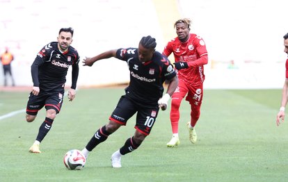 "Keçiörengücü, Sivasspor'u Roshi'nin Golüyle Deviriyor: 1-0"